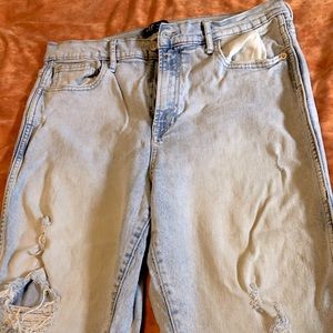 Gap Jeans size 14/32R cigarette style distressed —discounted shipping!